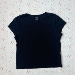American Eagle Outfitters Women's Classic Black Tee